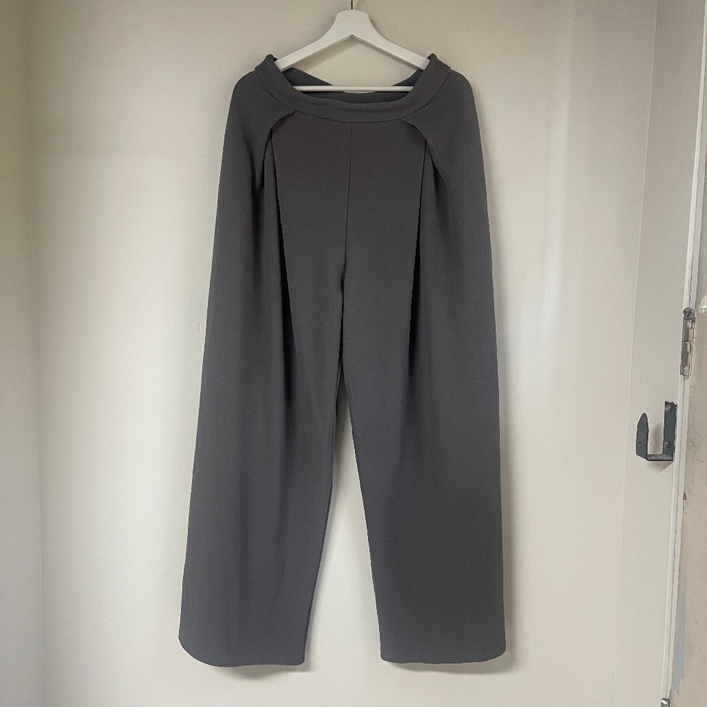 Wide-leg high waisted pleated grey pants SHEIN